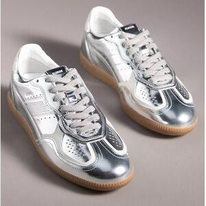 ALOHAS Metallic Silver Sneakers